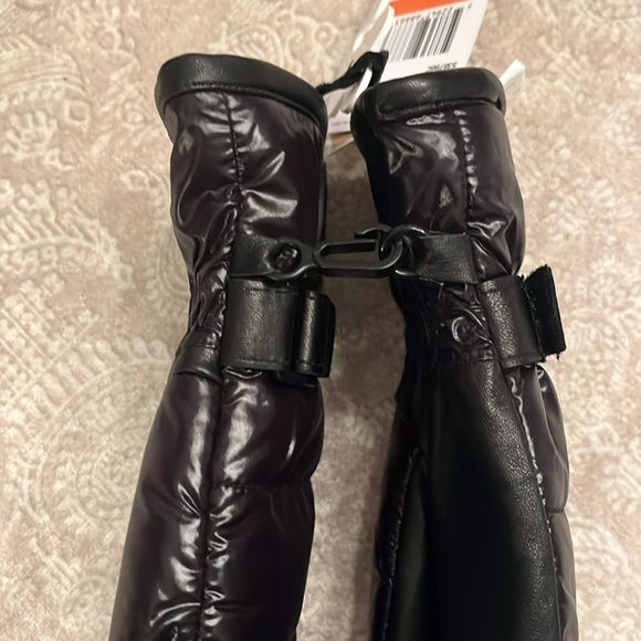 Brand New Michael Kors Shiny Black Touchscreen Gloves w/ Genuine Leather Trim - Picture 13 of 14